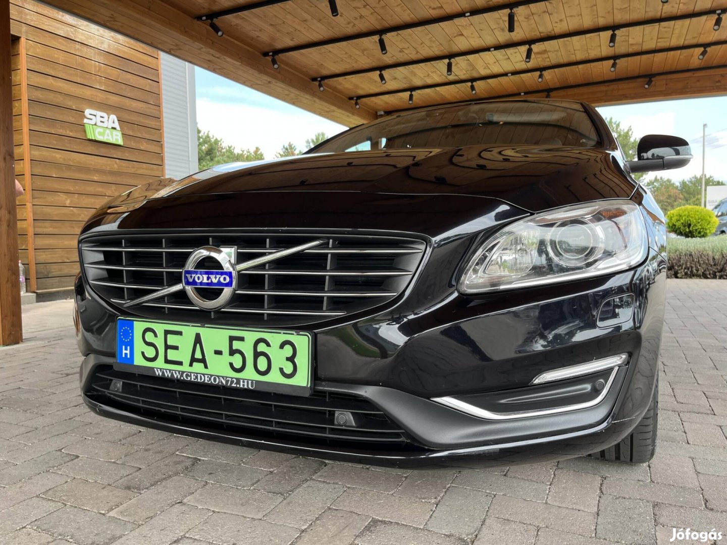 Volvo V60 2.4 D [D6] Phev AWD Momentum Geartron...